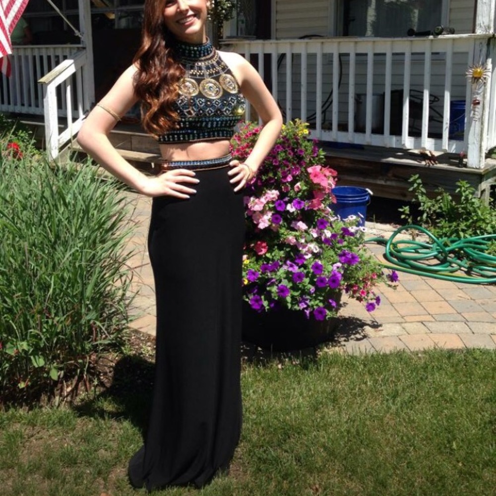 GORGEOUS SHERRI HILL BEADED TWO PIECE PROM DRESS